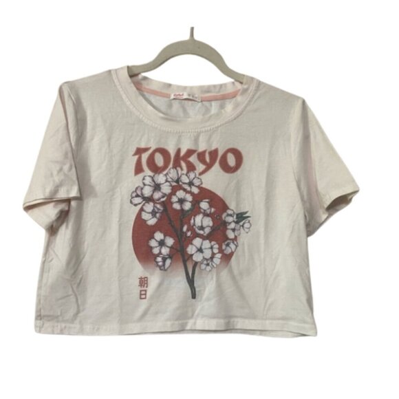 Romwe NWOT Tokyo cherry blossom crop graphic t shirt size M - Picture 1 of 5